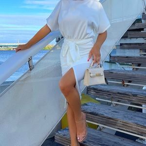 Please hold midi dress